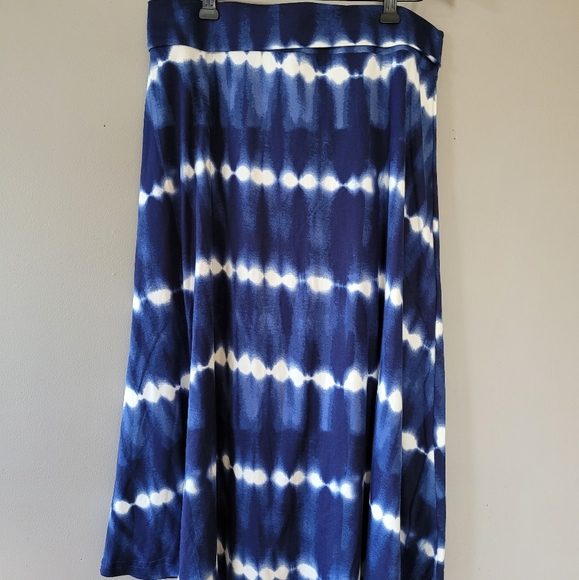 Skirt - Picture 1 of 2